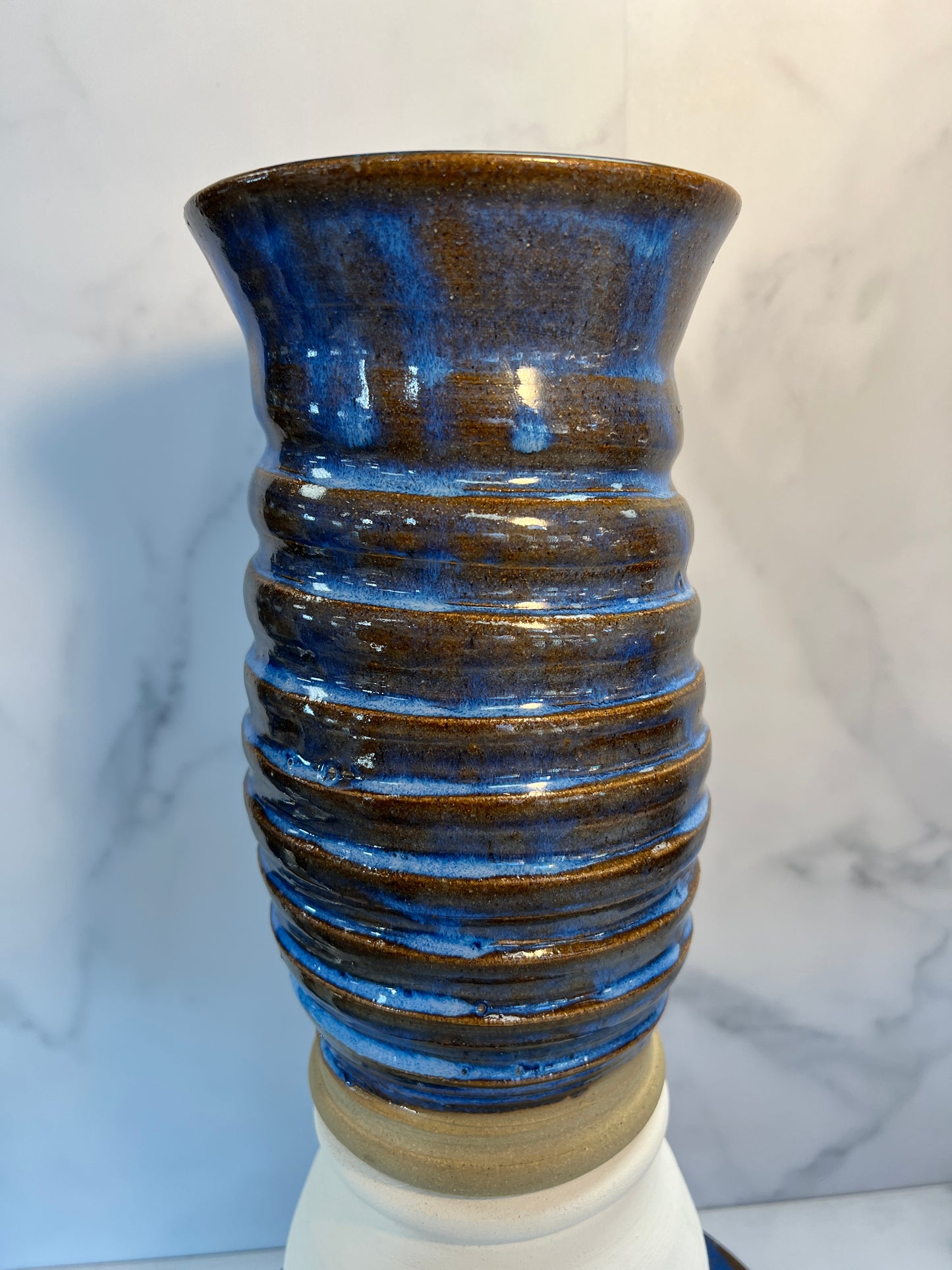 Vase - 67oz - Blue glaze