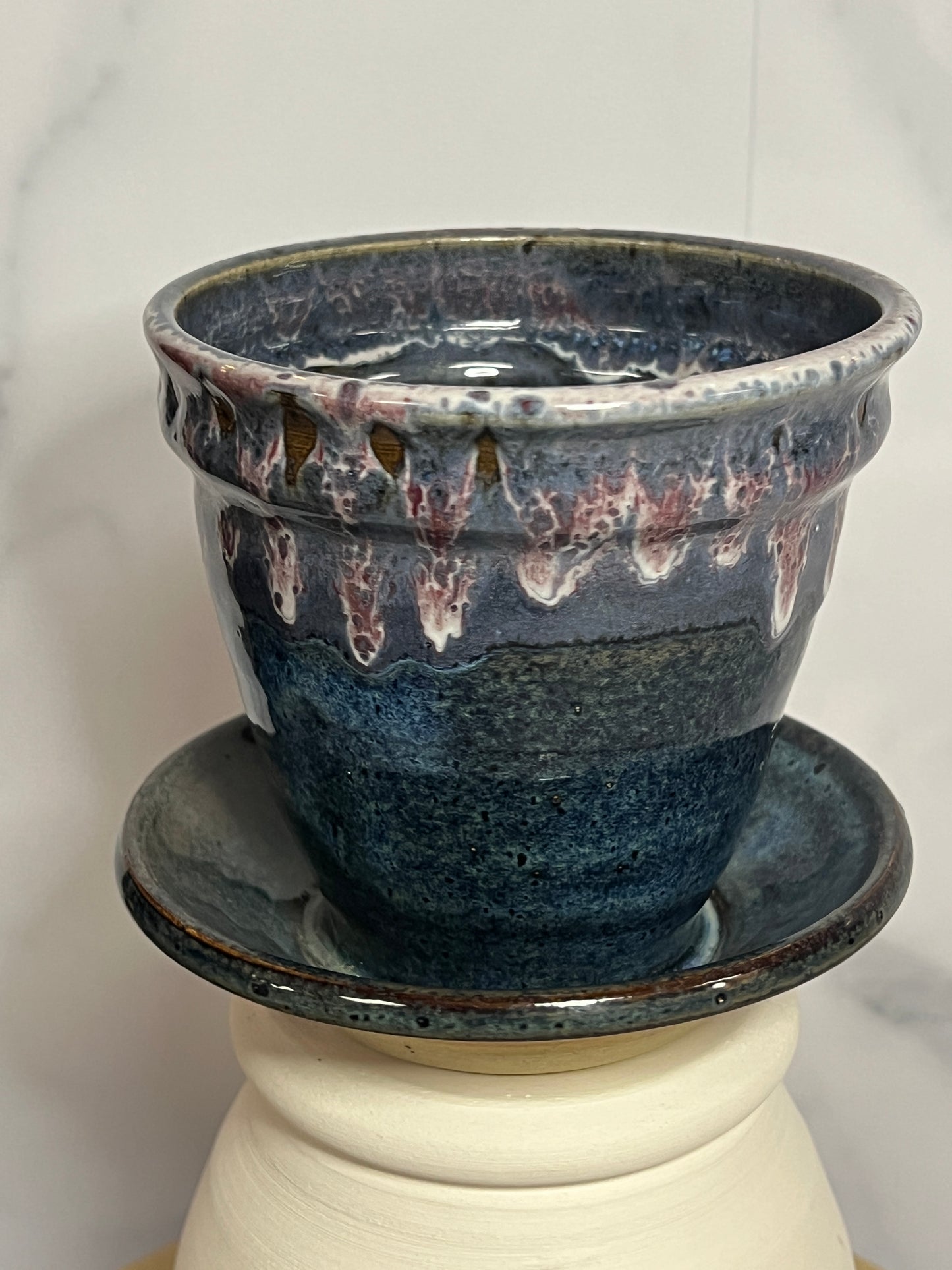 Planter Pot with Tray - 25oz- Moonlight Essence Glaze