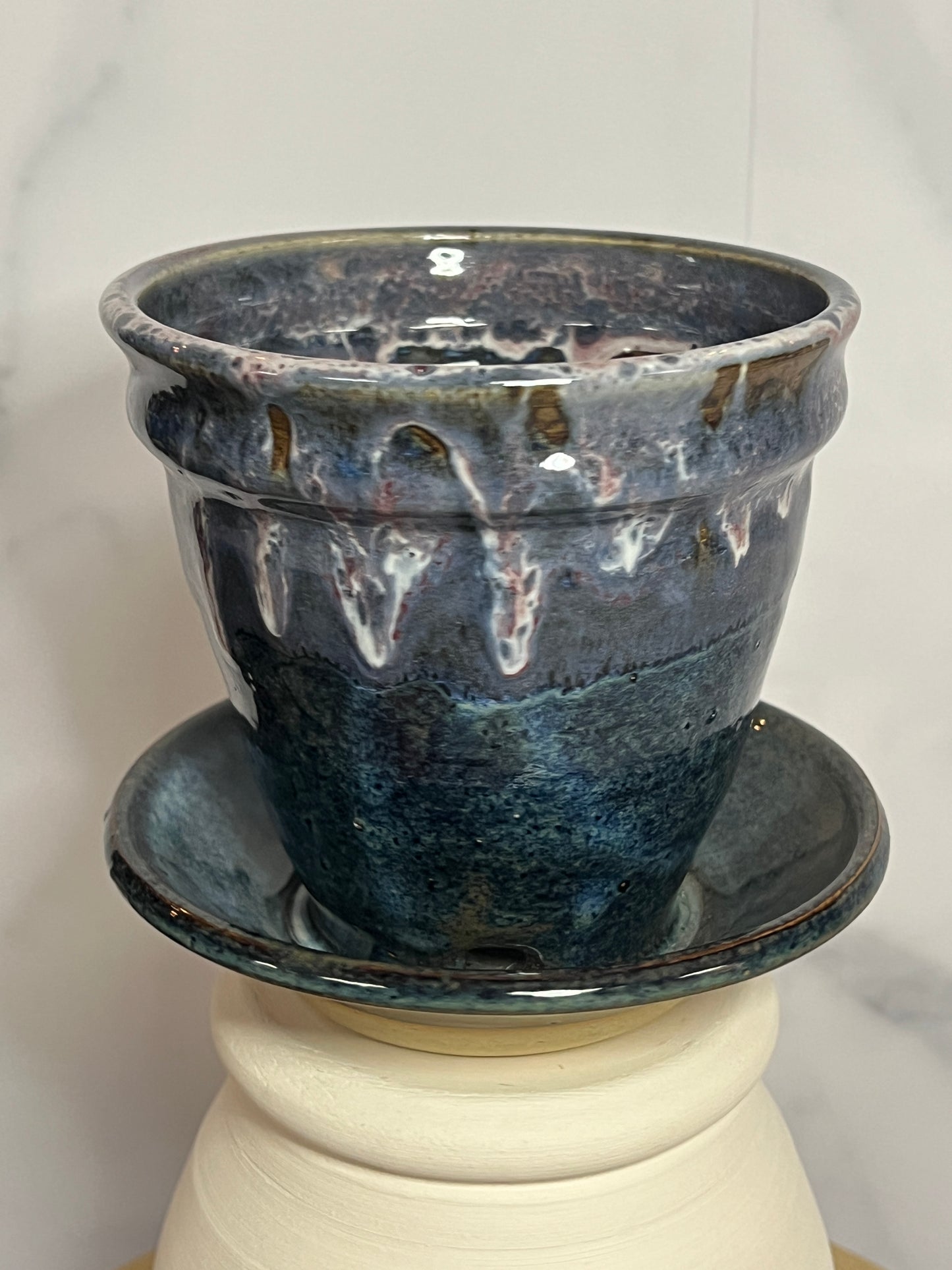 Planter Pot with Tray - 25oz- Moonlight Essence Glaze