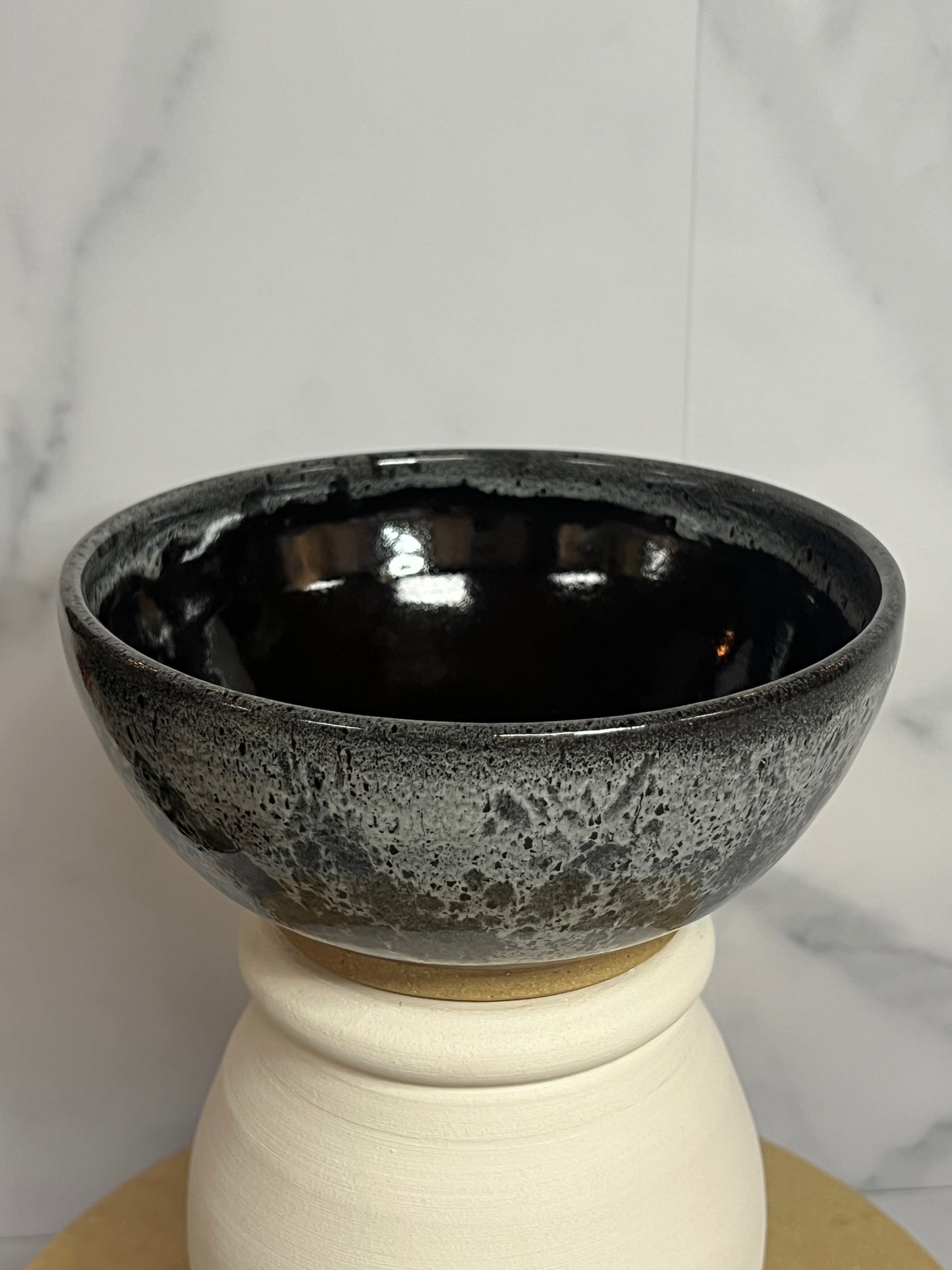 Serving bowl - 39oz - White Lotus Glaze