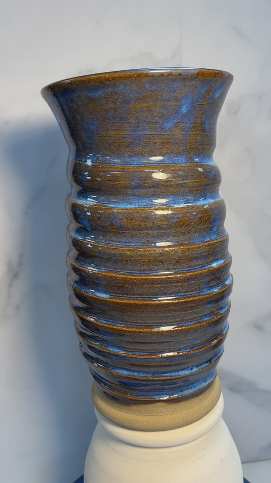 Vase - 67oz - Blue glaze